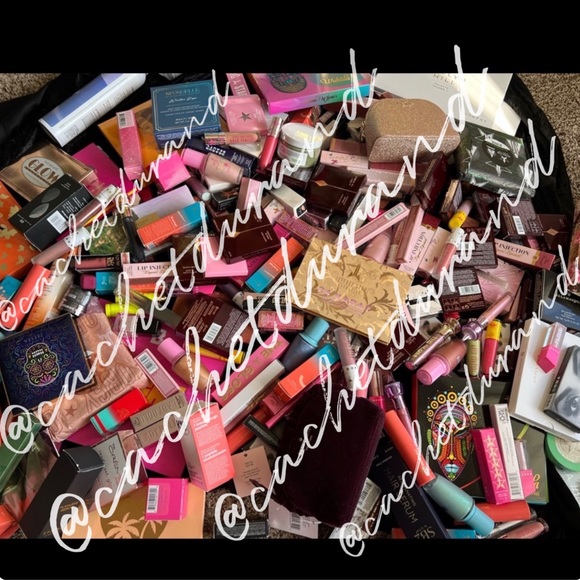 NEW Largest & Highest Rated Bundle of Luxury & High-End Cosmetics & Skincare NEW - Picture 7 of 17